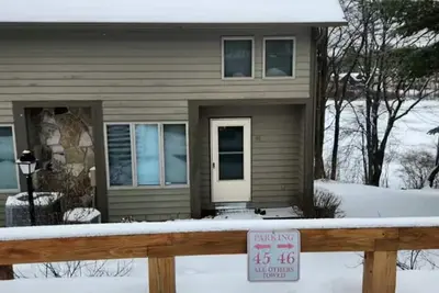 Adventure Cove Lakefront