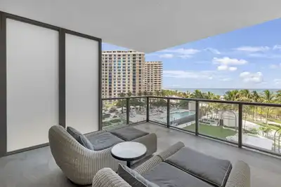 Image de Luxurious Atlantic Suite in Bal Harbour 5-Star Resort!