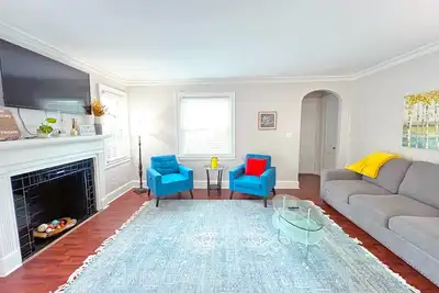 Image de Modern Urban Retreat - South End-Uptown - Sleeps 8 - hosted by Bks