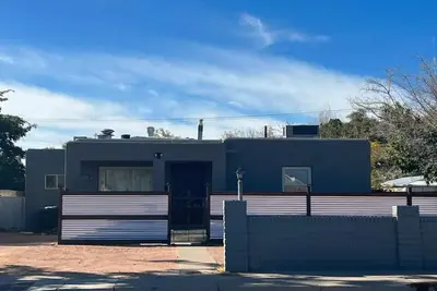 Image de Modern Rustic North Valley Casita!