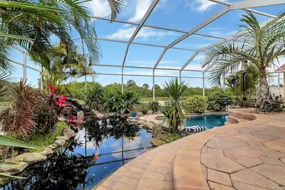 Image de Waterview & Pool Estate Sleeps up to 10