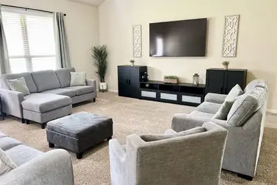 Image de Spacious Oasis 5br/4ba•Lackland Afb Bmt•Riverwalk