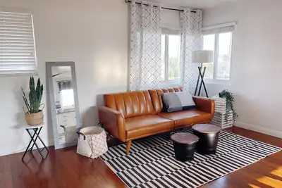 Image de A Cozy Guesthouse in Central O. C.