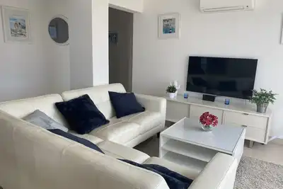Image de Penthouse directly on the sea, like on a boat