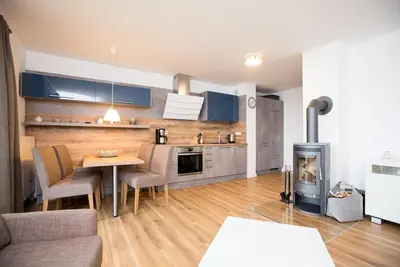Image de Cozy 2-room apartment with wood-burning stove, terrace in house 7 no. 81