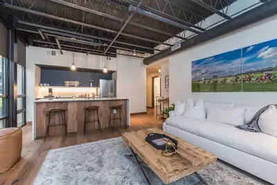 Image de This serviced apartment is a 2 bedroom(s), 2 bathrooms, located in Lexington, Ky.