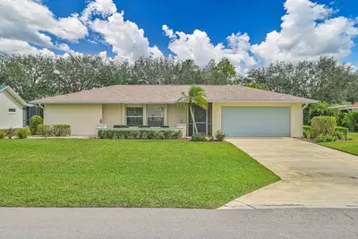 Image de Renovated Spanish Wells Pool Home - Golf & Minutes to Bonita Beaches!