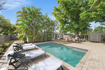 Image de Pristine Private Pool Retreat • Minutes to Siesta & Downtown Sarasota!