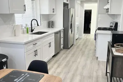 Image de Home w/Pool near La/Disneyland/Universal/Beaches