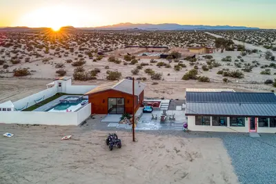 Image de Secluded Pool & Spa, Near Joshua Tree Natl Park. Pet-Friendly Fenced 5 acres!