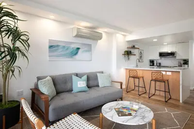 429 · Ilikai Collection # 2. Sunset and ocean views!