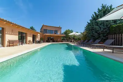 Image de Renovated country house 10 minutes from Es Trenc