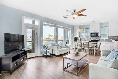 Image de Destiny Beach Villas 20b | Lake & Gulf Views • Walk to Beach • Lsv Available • S