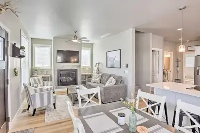 Image de New! Cozy & Modern Spearfish Home Near Downtown!