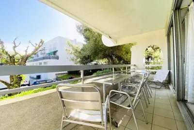 Image de Appartement deux pièces avec piscine au Ponant