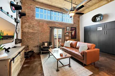 Image de The Crossing at 202- Downtown Waco/ Steps to Silos