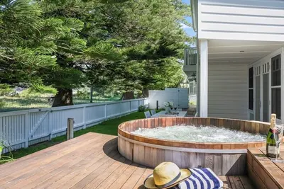 Image de 1 Free Night! Beach Front House Outdoor Hot Tub Sauna