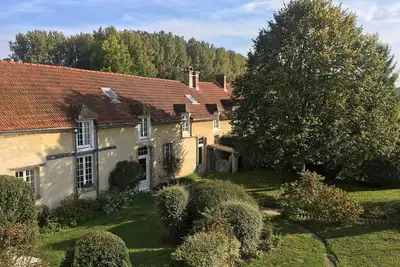 Image de Gîte 14 personnes - 5 chambres - 5 salles de bain - Grands espaces