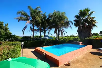 Image de Maison de campagne confortable avec piscine privée