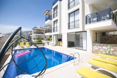 Image de Villa for 10 in Kiziltas Kalkan with Sea View