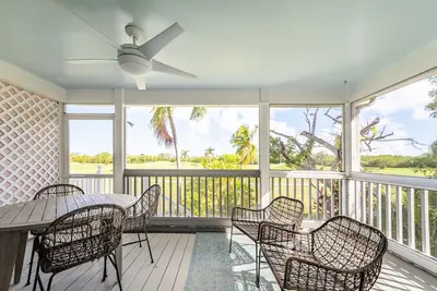 Image de Paradise Point by AvantStay | Golf Course Living