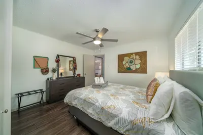 Image de Austinite - Near Ut, Hyde Park & Moody Center