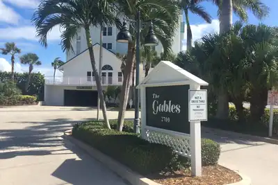 Image de Beautiful beach front condominum huge patio