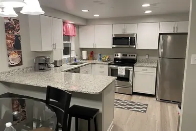 Image de Spacious 3 Bedroom House in Quiet Residential Neighborhood