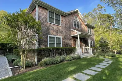 Image de House on a Hill