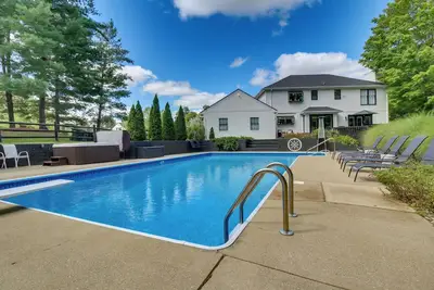 Image de Luxury Maineville Villa w\/ Private Pool & Deck