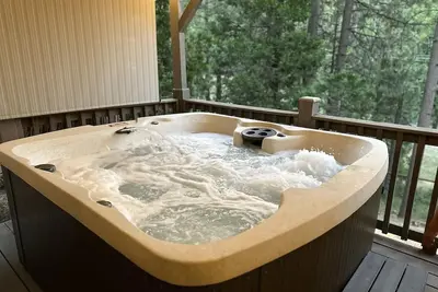 Image de Hot Tub•Dog Friendly•A\/C•EVChgr•Views•GmRm•KingBds•NoStairEntry