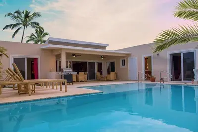 Come spend a week in the Caribbean!