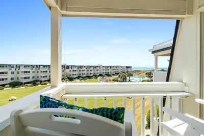 Image de Family Paradise, Oceanfront Complex Amenities Galore