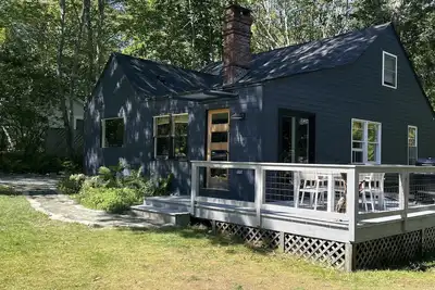 Image de Newly remodeled cottage with ocean views, 5 minutes to Acadia