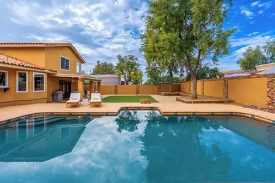Private Desert Oasis  | Pool | Spacious home | Backyard Fun