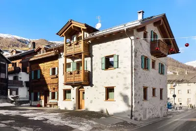 Image de Appartement \"Petalo Rosina's Home\" avec vue sur les montagnes & Wi-Fi