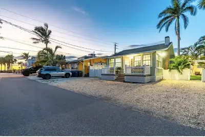 Image de Cheerful bungalow in Anna Maria island
