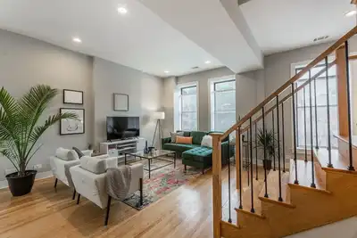 Image de Go Grand in This Massive Old Town Mansion by AllSet Turnover