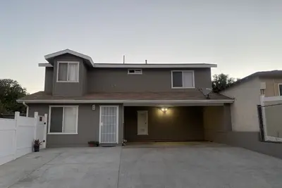 Image de Central Ac home with plenty of parking