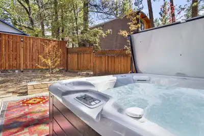 Image de Your Happy Place at Big Bear Lake- Hot Tub- Village Central-