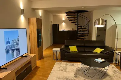 Image de Spacious loft w\/ private terrace