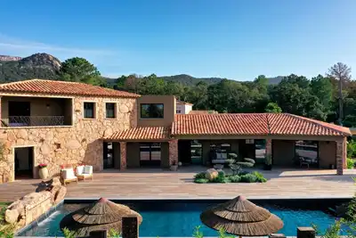 Image de Superbe Villa contemporaine située dans le secteur de Palombaggia