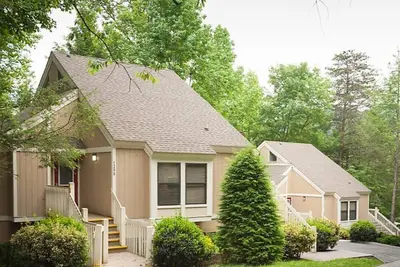 Image de Townhome in the Tennessee Mountains