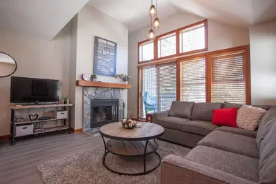 Image de #13 Treeline Stylish 3 bedroom townhome located slope side on Blackcomb Mountain