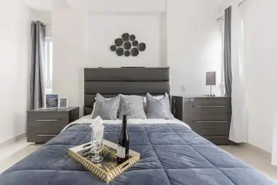 Image de Upscale 3 Br apartment for family or friends Stay