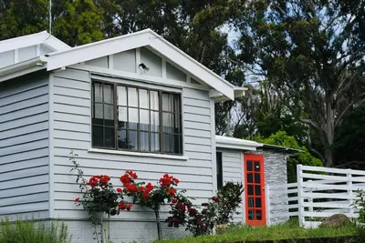 Image de White on White in Stanthorpe
