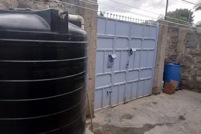 Image de Own Compound House