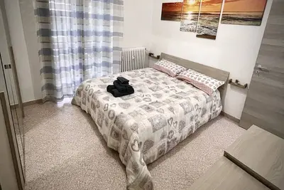 Comfortable Apartment with Parking. Close to all services