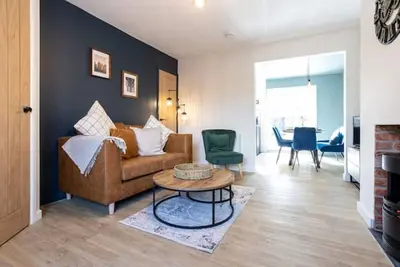 Image de Stylish Railway Themed House - Central Warrington