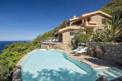 Image de Villa by the sea 100 mt from a private cove